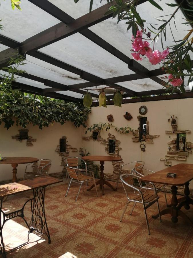 Magnoliia Hotell Sukhumi Eksteriør bilde