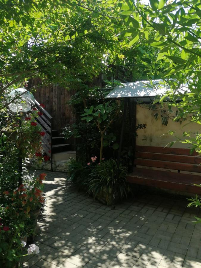 Magnoliia Hotell Sukhumi Eksteriør bilde